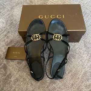 Gucci Black Suede Sandals with Classic Interlocking G’s sz 39 (8.5/9 US) GUC
